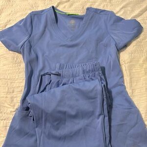 Healing Hands scrub set size XS but can fit size small as well.